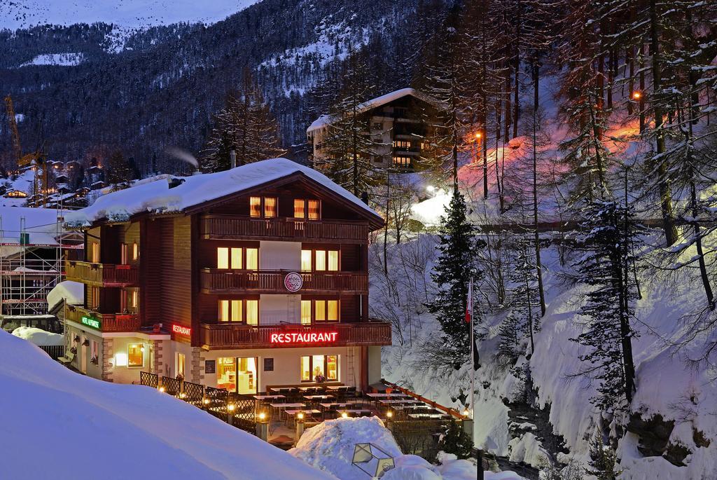 Alpenrose Hotel Zermatt Exterior photo