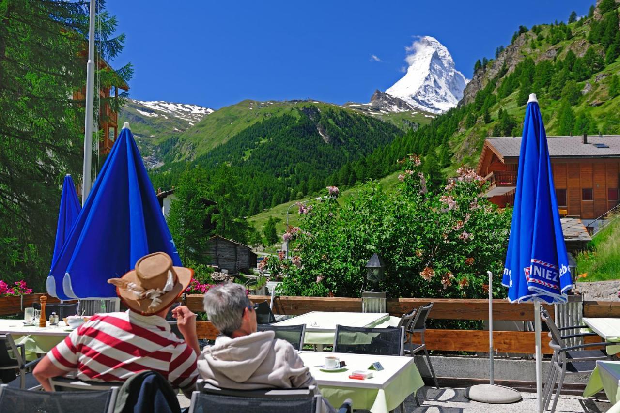Alpenrose Hotel Zermatt Exterior photo